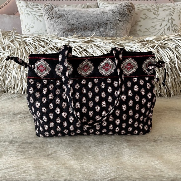 Vintage VERA BRADLEY Classic Black 2006 Tie Tote Black Red White Snap USA Y2K - Picture 4 of 11